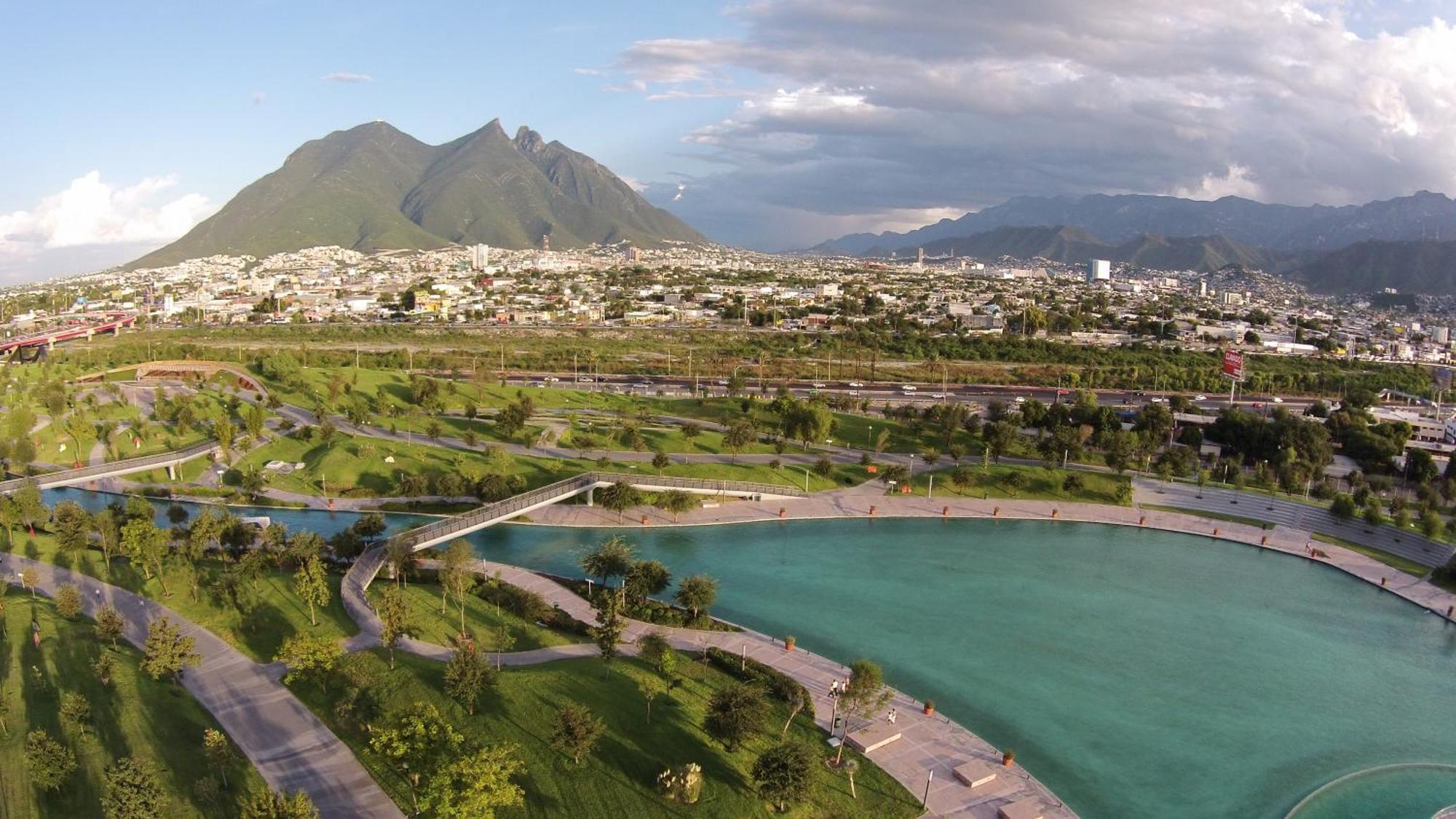 מונטריי Hoteles Antigua - Santa Lucia Mty מראה חיצוני תמונה